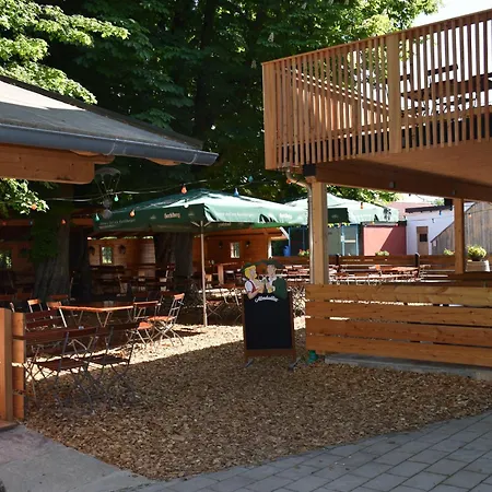 Und Halli-galli Guest house *
